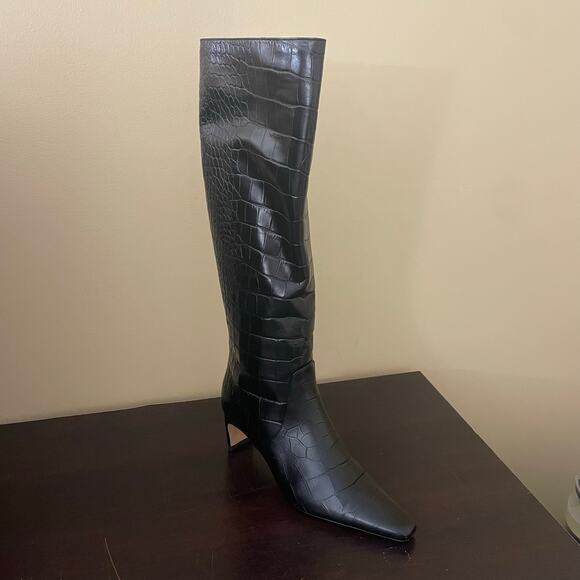 Banana Republic Black Vegan Tall Slouch - Picture 3 of 9